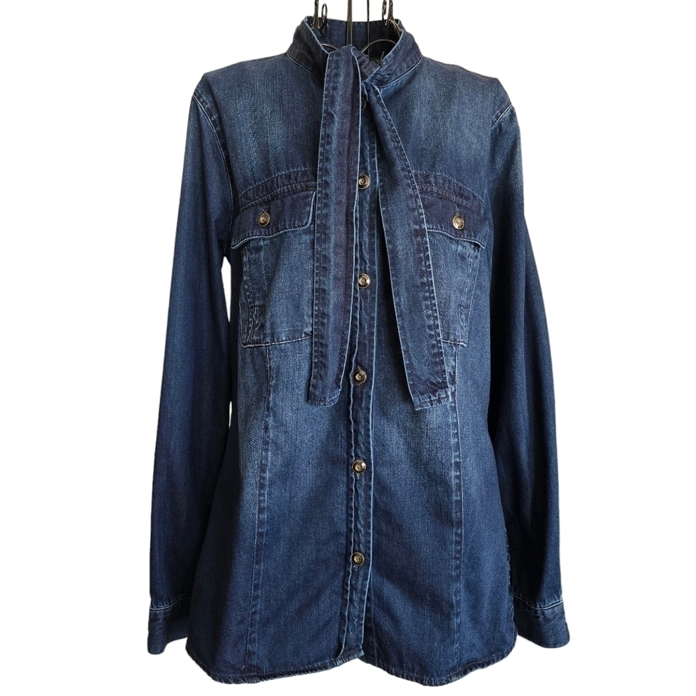 🔥CABI 3290 Waterfront Denim Button Down Shirt, Size S - Picture 3 of 8